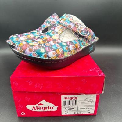 Alegria Women’s Multicolor Clogs, Size 8