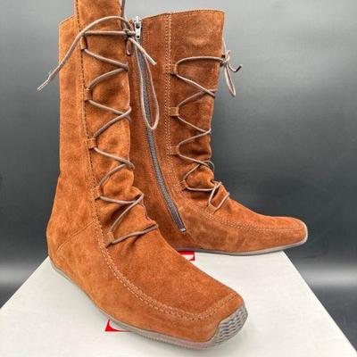 Elle Chestnut Suede Lace-Up Boots, Size 7.5