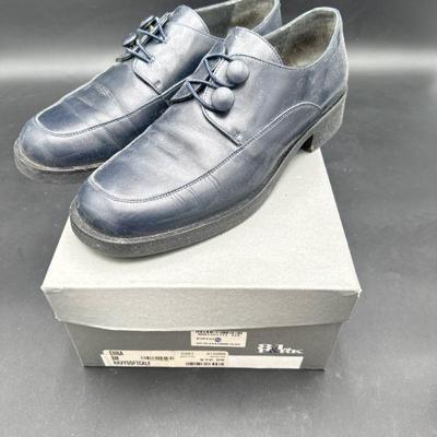 Blue Leather Lace-Up Shoes by Bruno Magli, Size 8