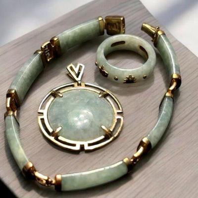Jadeite gold pieces