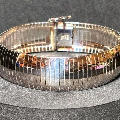 Ultra fine silver” bracelet