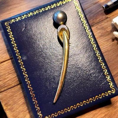 18k gold tahitian pearl & diamond brooch