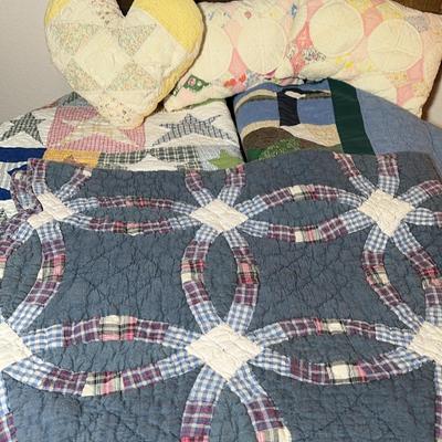 Vintage Quilts & Pillows