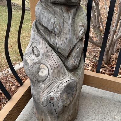Carved Log Outdoor Bear Art