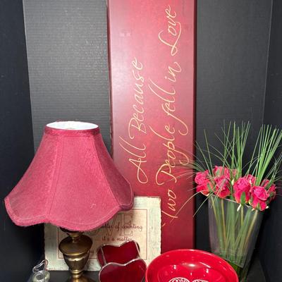 Heartfelt & Red Decor 