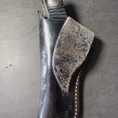 Vintage Bianchi #5BH S & W/Colt 357 Barrel Leather Holster