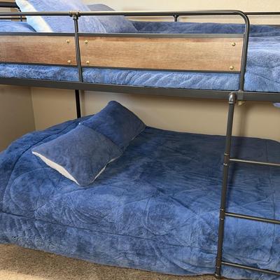 Brantley II Queen & Queen Bunk Bed Dark Bronze Pipe