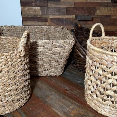 Large Blanket & Household Baskets