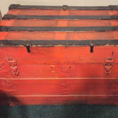 Vintage trunk