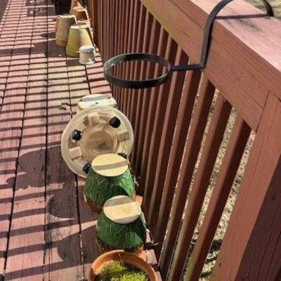 Variety planter pots and outdoor items