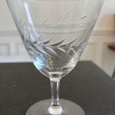Wine goblet leaf pattern