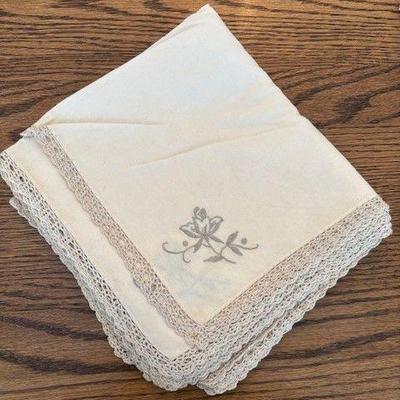 Linen napkin set