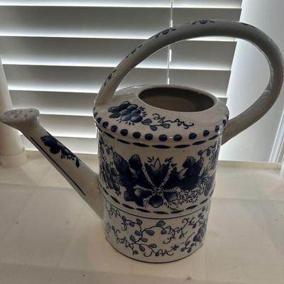 Blue pattern plant watering container
