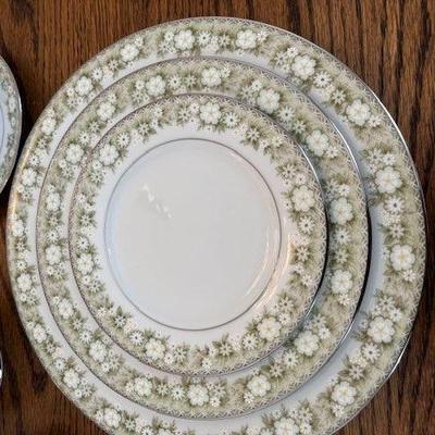 Noritake china dinner salad and bread plates