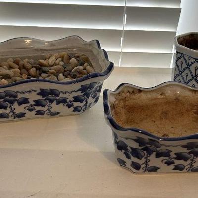 Blue pattern loaf pans