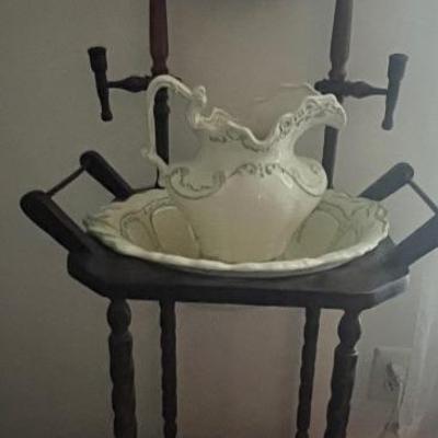 Wash basin and stand