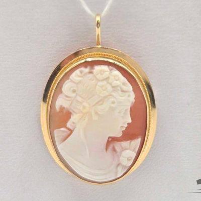 #756 • 14k Gold Cameo Pendant/Pin, 3.64g
