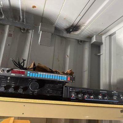 #13090 • (3) Amplifiers

