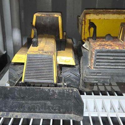 #13628 • (2) Tonka Metal Work Vehicles
