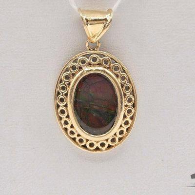#706 • 14k Gold Pendant, 3.92g
