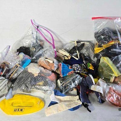 #14028 • G.I. Joe Clothing & Accessories
