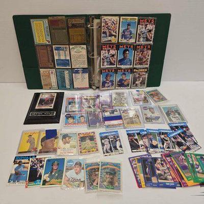 #1810 • Trading Sports Cards
