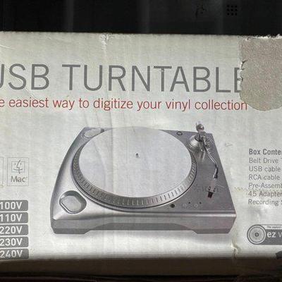 #13088 • USB Turntable

