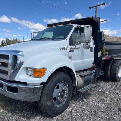 #105 • 2013 Ford F-750

