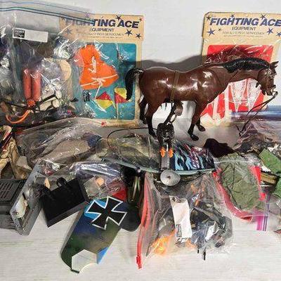 #14050 • G.I. Joe Clothes & Accessories
