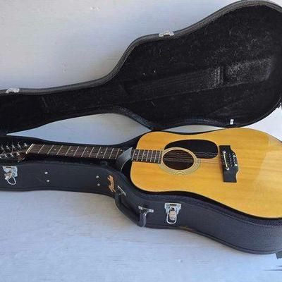 #13530 • Guitar & Case
