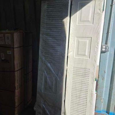 #6519 • NEW!!! (9) Metal & Plastic Large Closet & Bifold Doors
