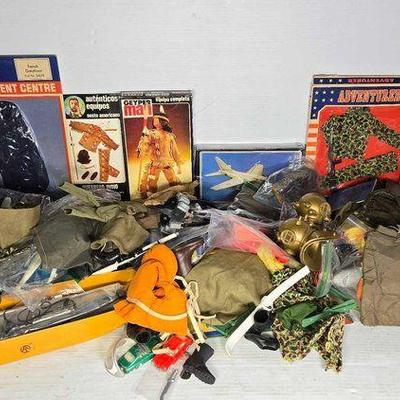 #14072 • G.I. Joe Accessories & Clothing
