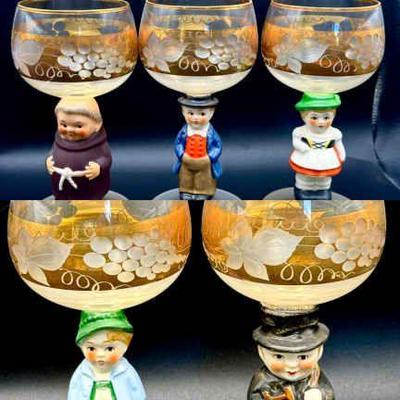 Set of 5 VTG Goebel Hummel Figurine Cordial Wine Glasses w/ Gold Gilding Monk
