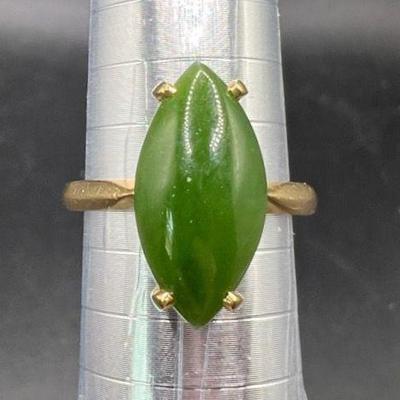 Vintage 14K Gold Jade Ring Size 8
