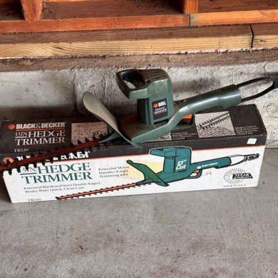 Black & Decker 13” Hedge Trimmer
