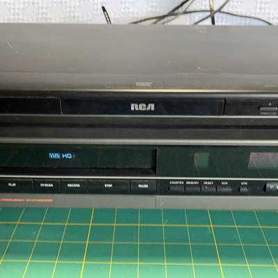 Vintage GE VCR And RCA DVD Player 
