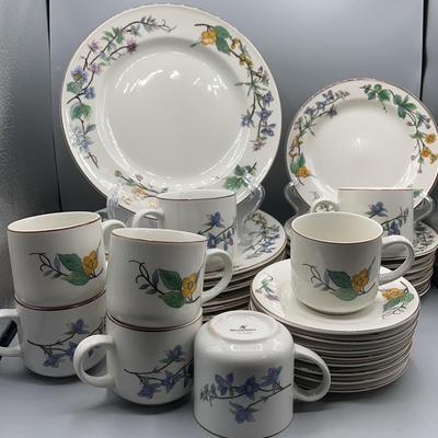 Woodhill By Citation 4 Pc 8 Place Setting 