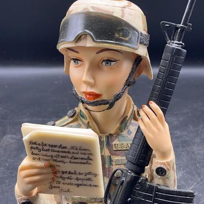 Cameo Girls Judith 2004 Letter From Home Head Vase