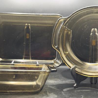 Assorted Anchor Bakeware Amber Color