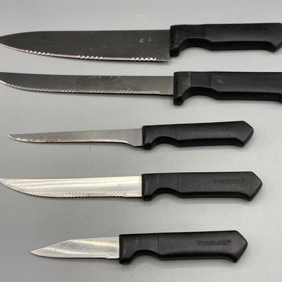 Assorted Farberware Knives