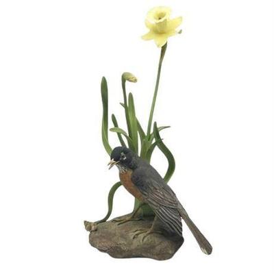 Lot 002-109   
Boehm Robin With Daffodils Porcelain Figurine