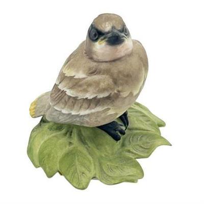 Lot 100-108  
Boehm Baby Cedar Waxwing No 432