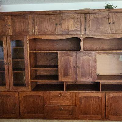 Wall to Wall Cabinet 
