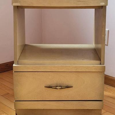 Bassett Furniture Night Stand