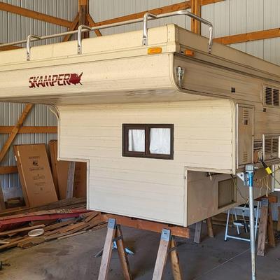 Skamper Pop-Up Truck Camper