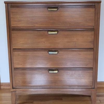 Vintage Chest of Drawers
