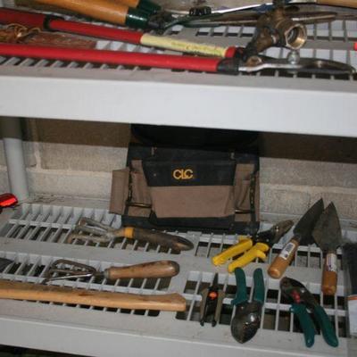 Assortment garage tools