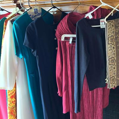 Women’s Clothing Featuring Holly Harp