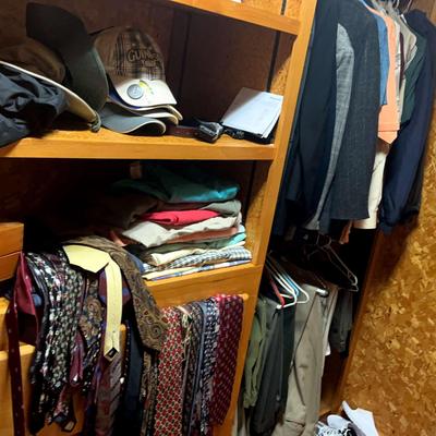 Large Variety  Of Men’s Clothing  And Accessories 