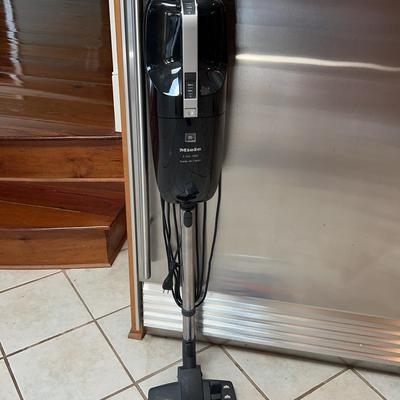 Miele Vacuum Cleaner 